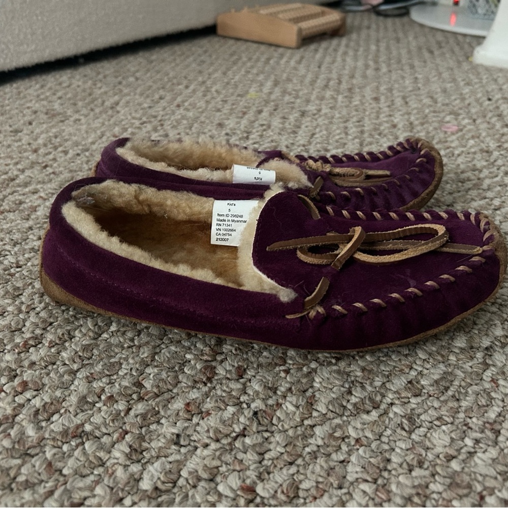 L.L. Bean Suede Moccasin slippers
